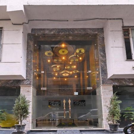 Hotel Nityaa Suites New Delhi Exterior foto