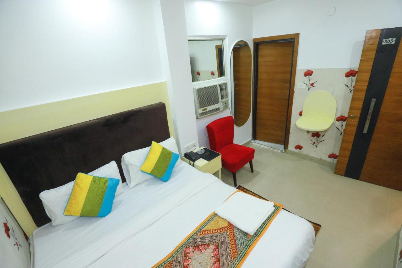 Hotel Nityaa Suites New Delhi Exterior foto