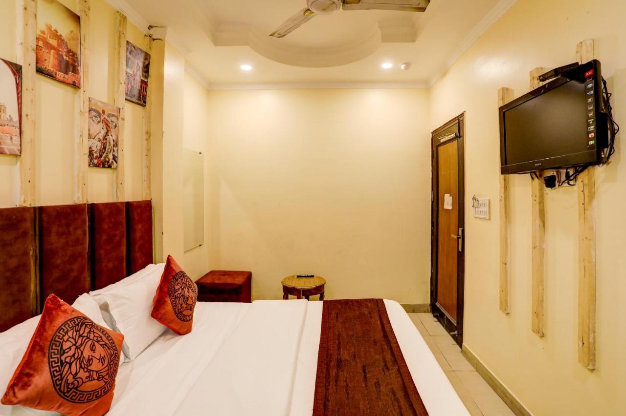 Hotel Nityaa Suites New Delhi Exterior foto