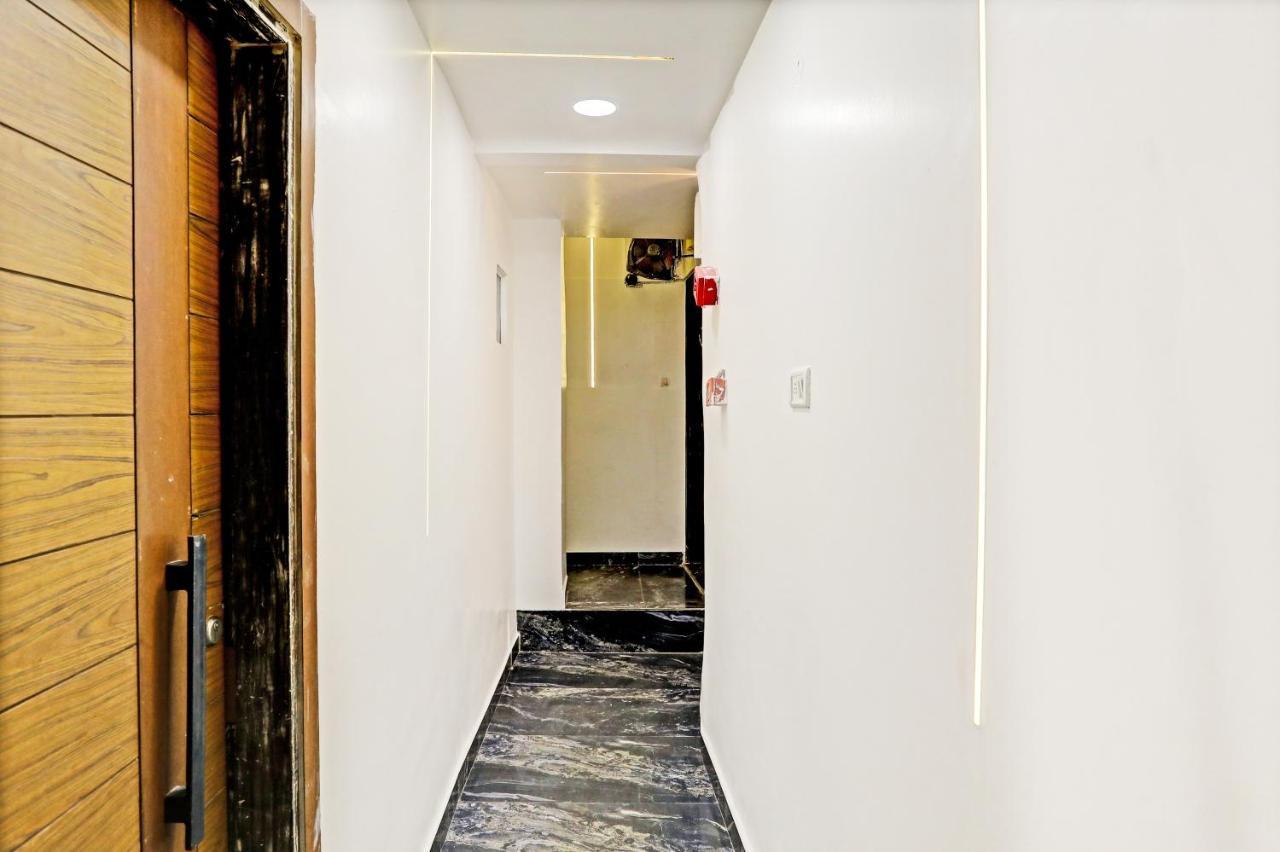 Hotel Nityaa Suites New Delhi Exterior foto
